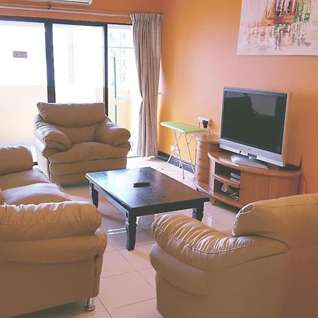 Marina Court-5Bilik 3Tandas 2Tingkat Penthouse 2Parkir Percuma Maksimum 22Org Termsk Kanak2&Marina Court 6Bilik 4Tandas 2RuangTamu 2Dapur 2 Parkir Percuma Maksimum 14Org Termsk Kanak2 Kota Kinabalu Luaran gambar