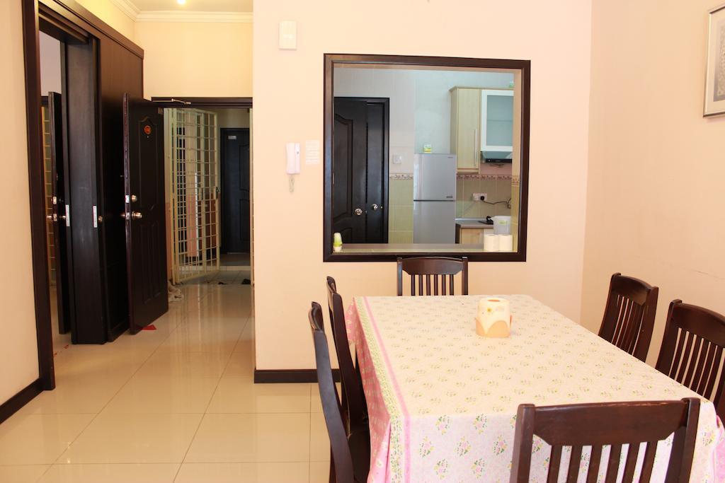 Marina Court-5Bilik 3Tandas 2Tingkat Penthouse 2Parkir Percuma Maksimum 22Org Termsk Kanak2&Marina Court 6Bilik 4Tandas 2RuangTamu 2Dapur 2 Parkir Percuma Maksimum 14Org Termsk Kanak2 Kota Kinabalu Bilik gambar