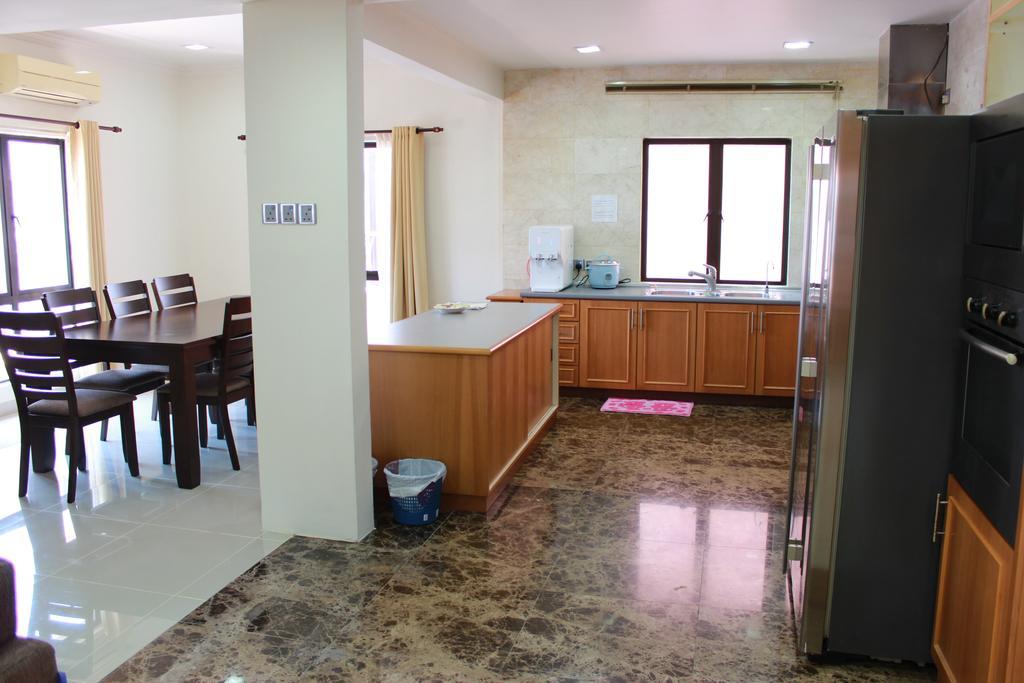 Marina Court-5Bilik 3Tandas 2Tingkat Penthouse 2Parkir Percuma Maksimum 22Org Termsk Kanak2&Marina Court 6Bilik 4Tandas 2RuangTamu 2Dapur 2 Parkir Percuma Maksimum 14Org Termsk Kanak2 Kota Kinabalu Luaran gambar