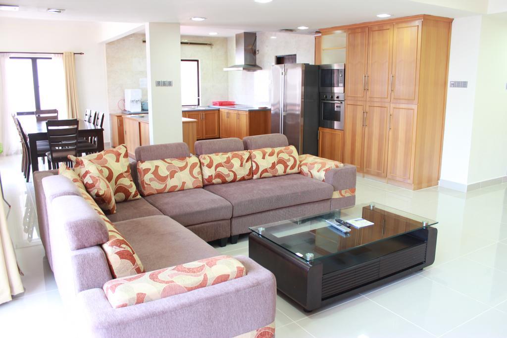 Marina Court-5Bilik 3Tandas 2Tingkat Penthouse 2Parkir Percuma Maksimum 22Org Termsk Kanak2&Marina Court 6Bilik 4Tandas 2RuangTamu 2Dapur 2 Parkir Percuma Maksimum 14Org Termsk Kanak2 Kota Kinabalu Luaran gambar